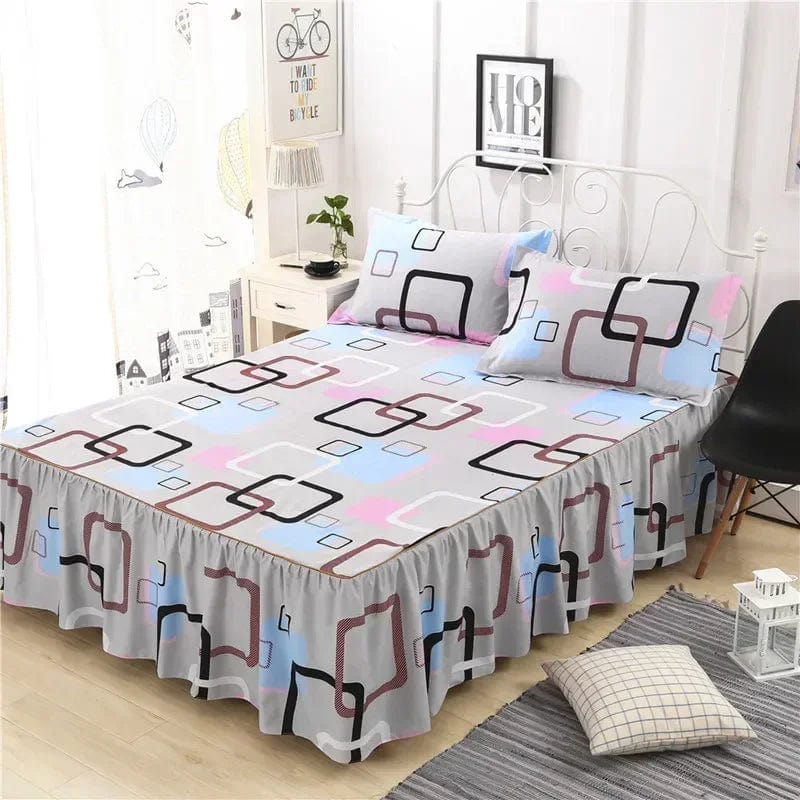 SHOWLU FASHION cotton embroidery bed skirt and pillowcase 3-piece set for king and queen beds, includes bedspread and matching pillowcases.