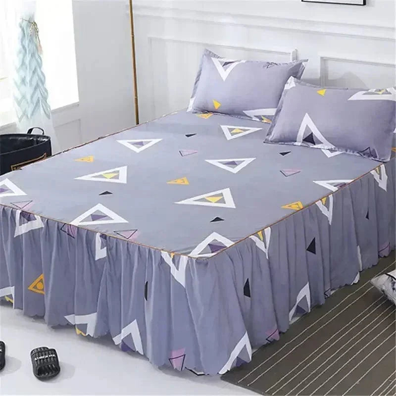 SHOWLU FASHION cotton embroidery bed skirt and pillowcase 3-piece set for king and queen beds, featuring elegant floral embroidery.