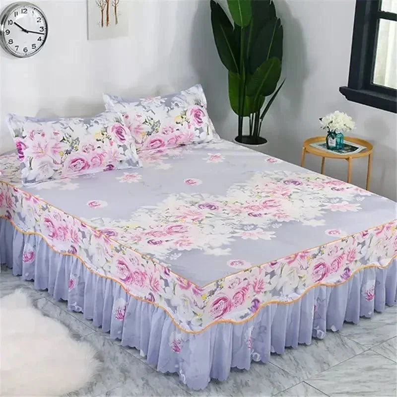 SHOWLU FASHION cotton embroidery bed skirt and pillowcase 3-piece set for king and queen beds, featuring elegant floral embroidery.