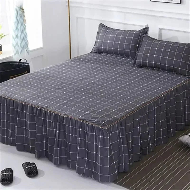 SHOWLU FASHION cotton embroidery bed skirt and pillowcase 3-piece set for king and queen beds featuring elegant embroidery and soft fabric.