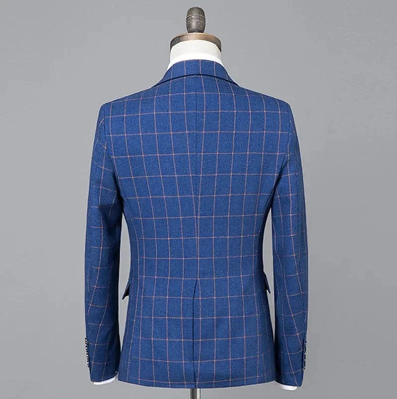 Showlu Fashion men's 3-piece plaid suit with blazer, vest, and trousers, slim fit Italian style for business and formal wear.