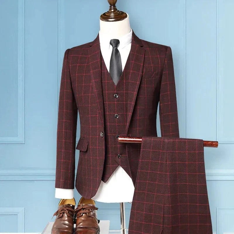 Men's 3-piece plaid suit by Showlu Fashion featuring a slim fit blazer, vest, and trousers in Italian style for business or formal wear.