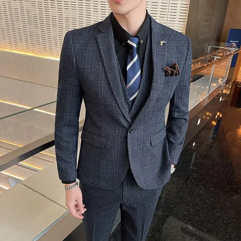 Showlu Fashion men's 3-piece slim fit business suit with blazer, vest, and trousers, elegant formal outfit for men.