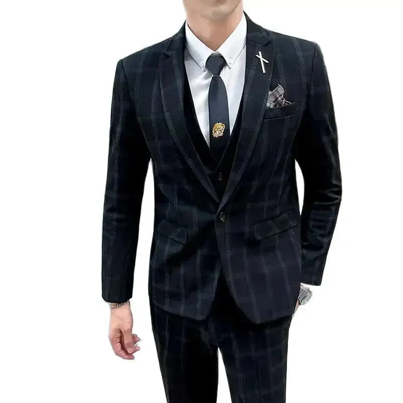 Showlu Fashion men's 3-piece slim fit business suit with blazer, vest, and pants, stylish and elegant for formal or casual occasions.