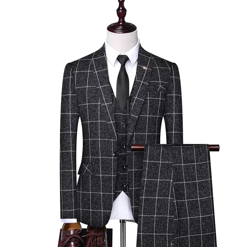 Showlu men's Italian style plaid slim fit 3-piece formal business suit with blazer, vest, and trousers, elegant and tailored.