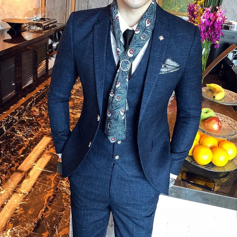 Showlu Fashion men's Italian style striped 3-piece formal business suit with blazer, vest, and trousers for elegant, fashionable attire.