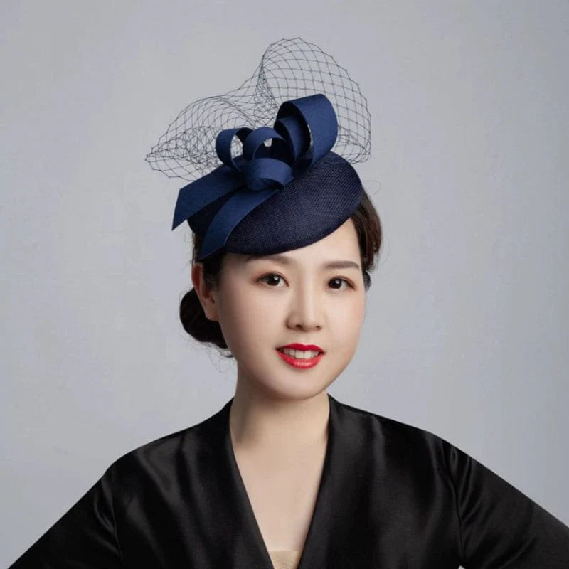 Showlu Fashion floral bridal headdress with elegant design, perfect for wedding and wedding dress accessories.