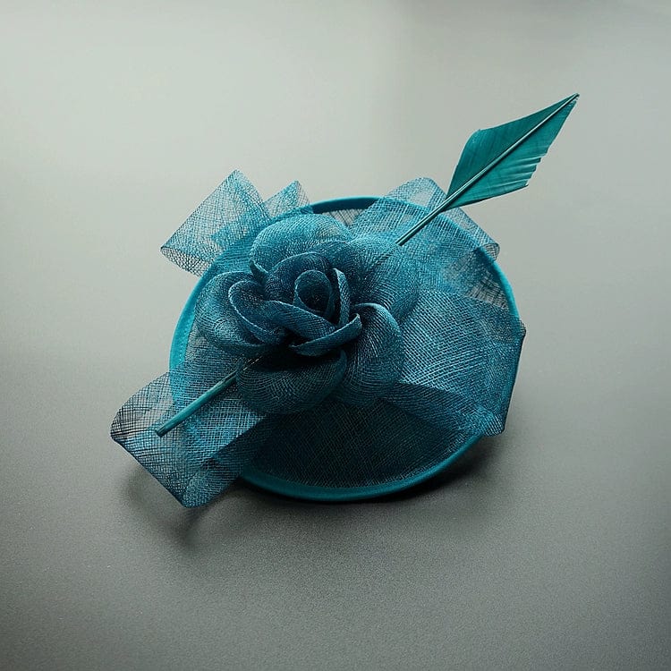 Showlu British Noble Retro Veil Headdress with side clip, vintage style Billycock hat and elegant veil accessory for fashion.