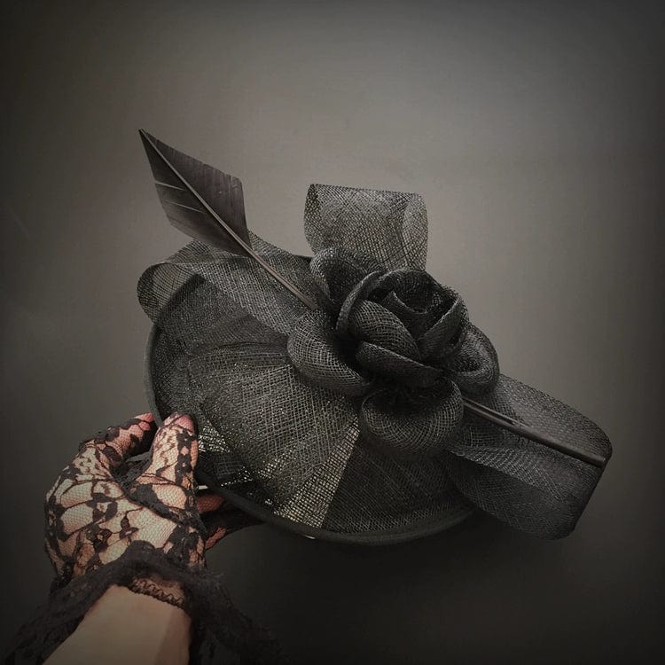 Showlu British Noble Retro Veil Headdress with side clip, vintage-inspired Billycock style for elegant fashion statement.