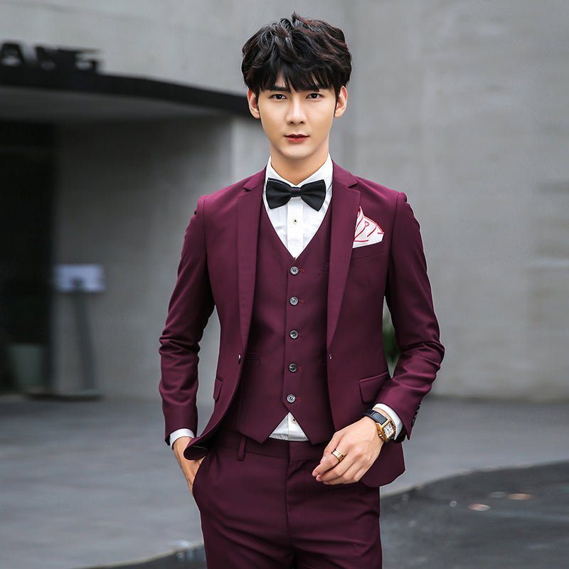Original Charm men's pink three-piece slim fit suit, solid color casual and business attire, suitable for weddings and formal events.