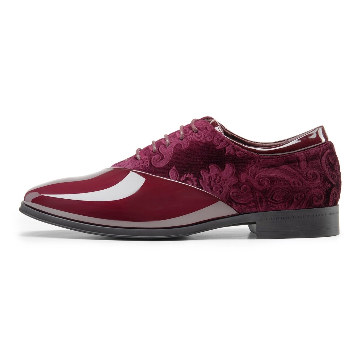 Bruno Marc men's tuxedo shoes in classic black patent velvet, lace-up formal oxford style with sleek design.