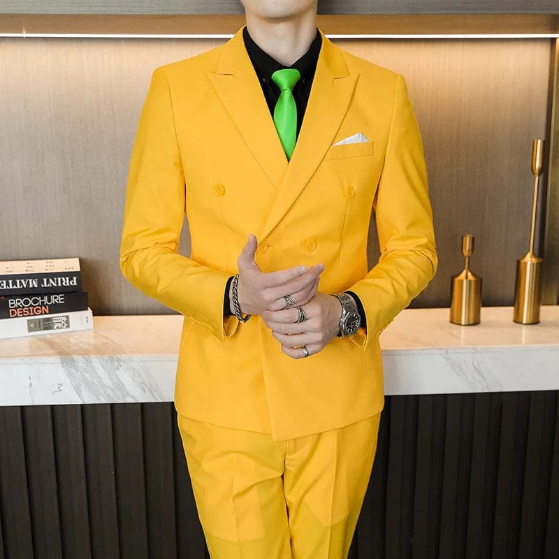 Showlu men's double-breasted solid color business suit in slim fit, displayed on a mannequin for formal office wear.