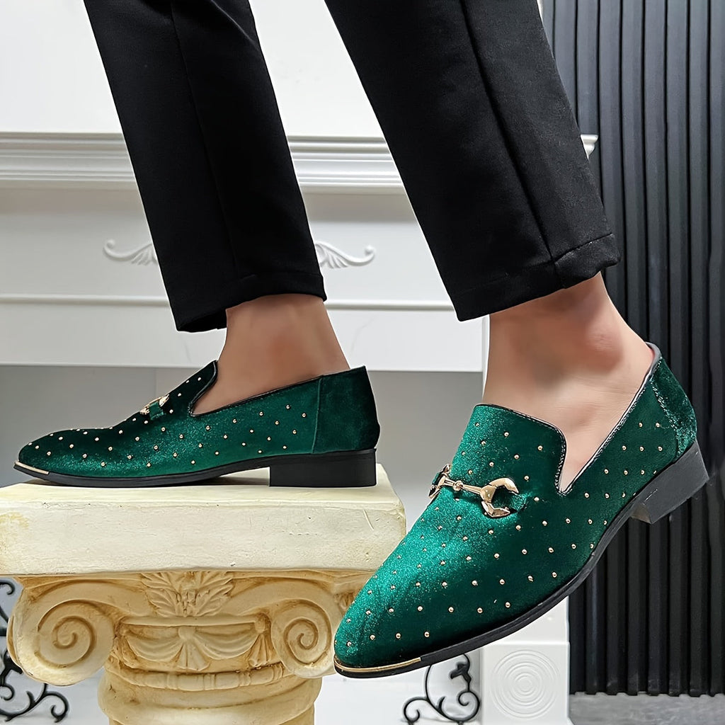 Showlu Fashion men's plus size slip-on loafers made of soft PU leather, featuring a sleek, comfortable design for casual wear.