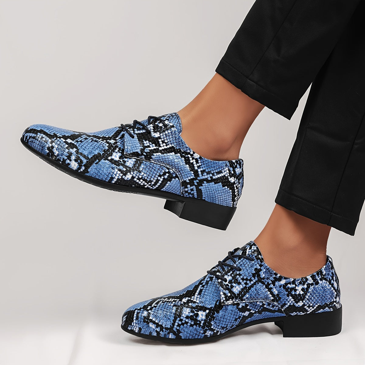 SHOWLU men's snakeskin print dress shoes with vintage lace-up design, formal footwear for stylish occasions.