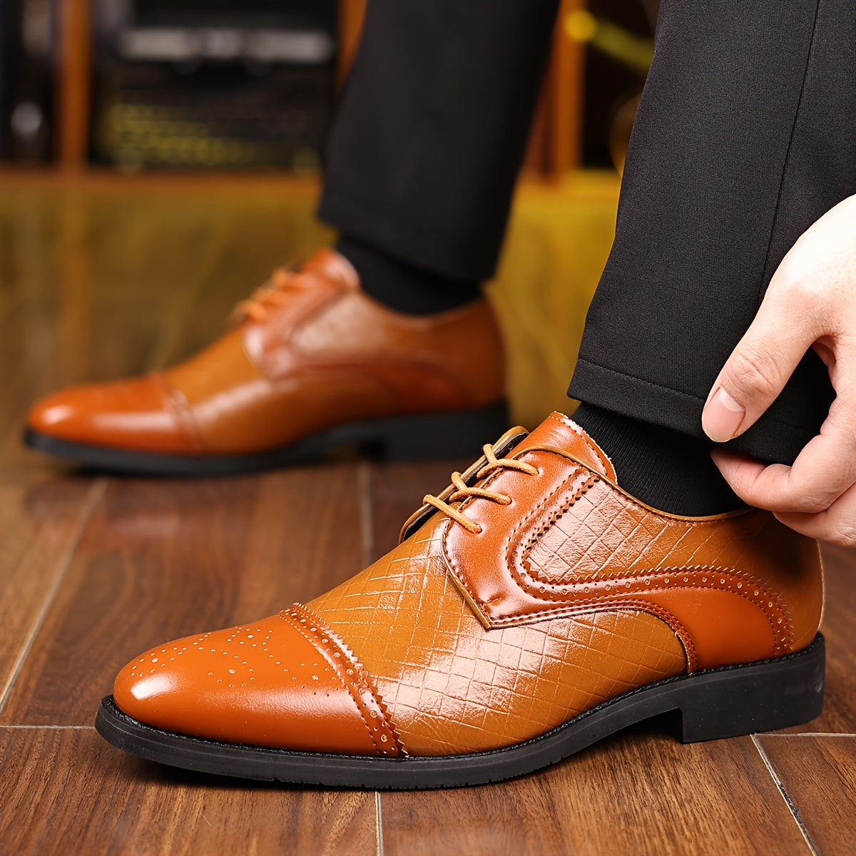 SHOWLU Men's plaid formal shoes with pointed toe and lace-up design, stylish business oxford shoes for men