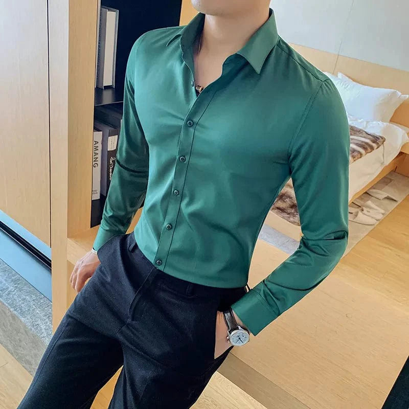 Showlu men's slim fit long sleeve dress shirt in a solid color, ideal for business formal wear and professional attire.