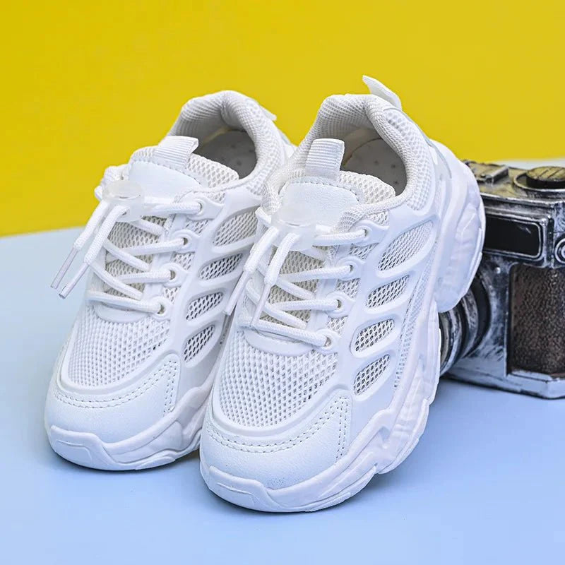 SHOWLU Kids breathable mesh sneakers with anti-slip soft soles for boys and girls, casual and comfortable footwear.