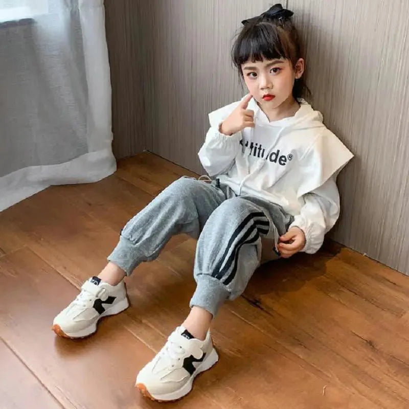 Showlu Kids breathable PU leather sneakers for toddlers in pink, black, and gray, featuring unisex tennis shoe design.