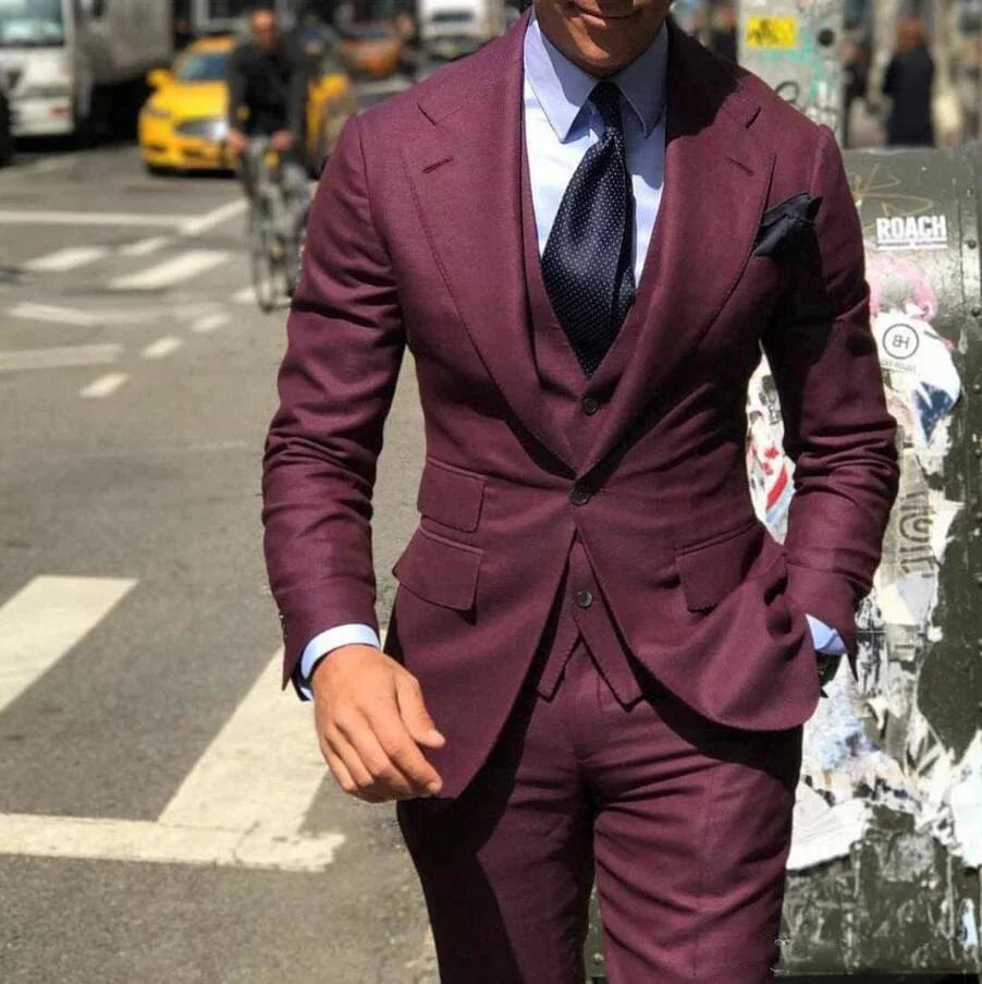 SHOWLU Men's slim fit 3-piece wedding tuxedo suit with wool blend fabric, includes jacket, vest, and pants, for formal occasions.