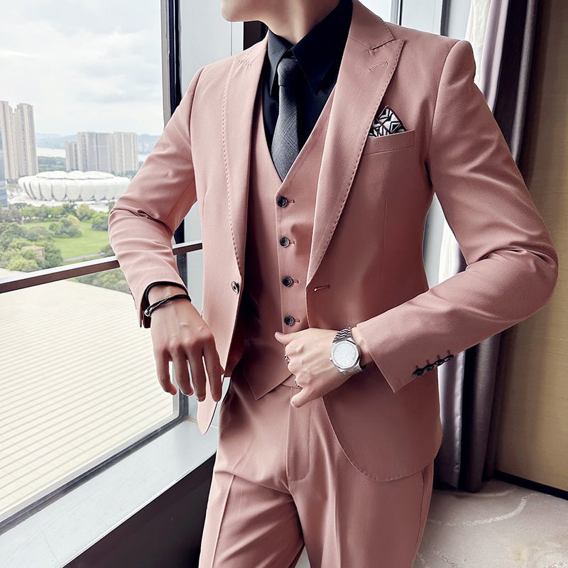 SHOWLU FASHION men's slim-fit pink host suit with double-breasted blazer and closure collar, perfect for formal occasions.