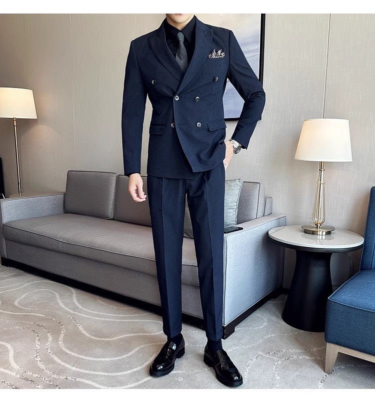 Slim-fit pink men's suit by SHOWLU FASHION, double-breasted formal set with closure collar and tailored fit, perfect for elegant occasions.