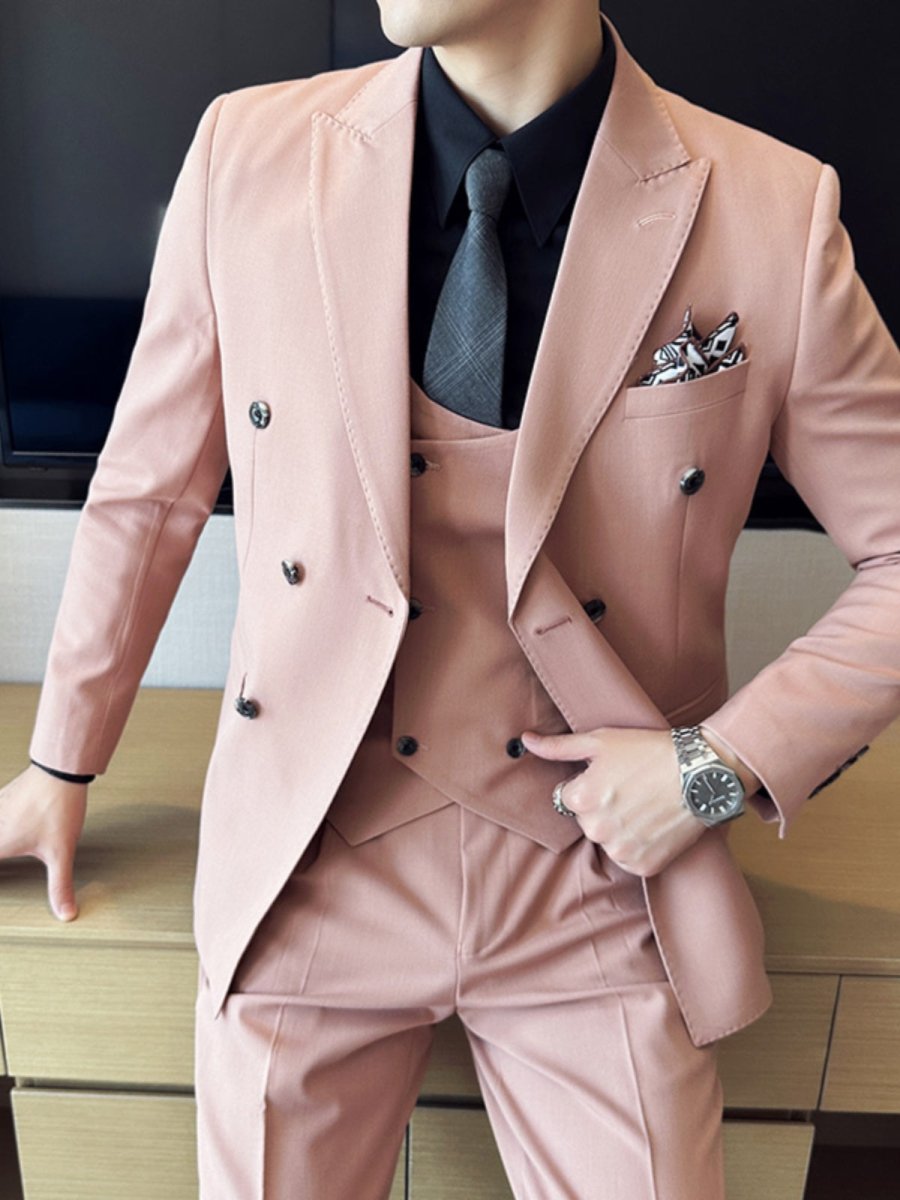 Slim-fit pink men's suit by SHOWLU FASHION with double-breasted design, featuring a closure collar and tailored formal style.