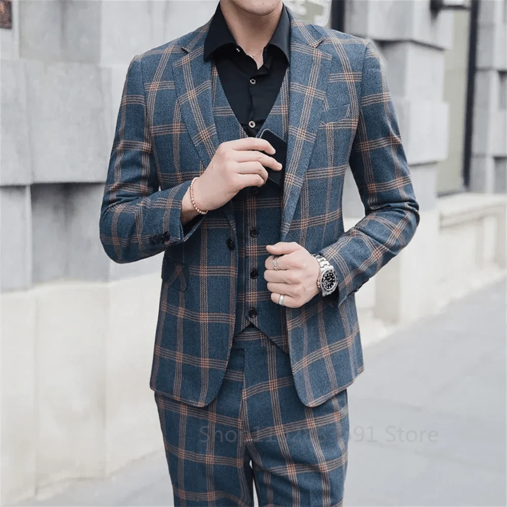 SHOWLU Men's 3-piece striped wedding suit with wool blend blazer, vest, and trousers, perfect for formal or business occasions.