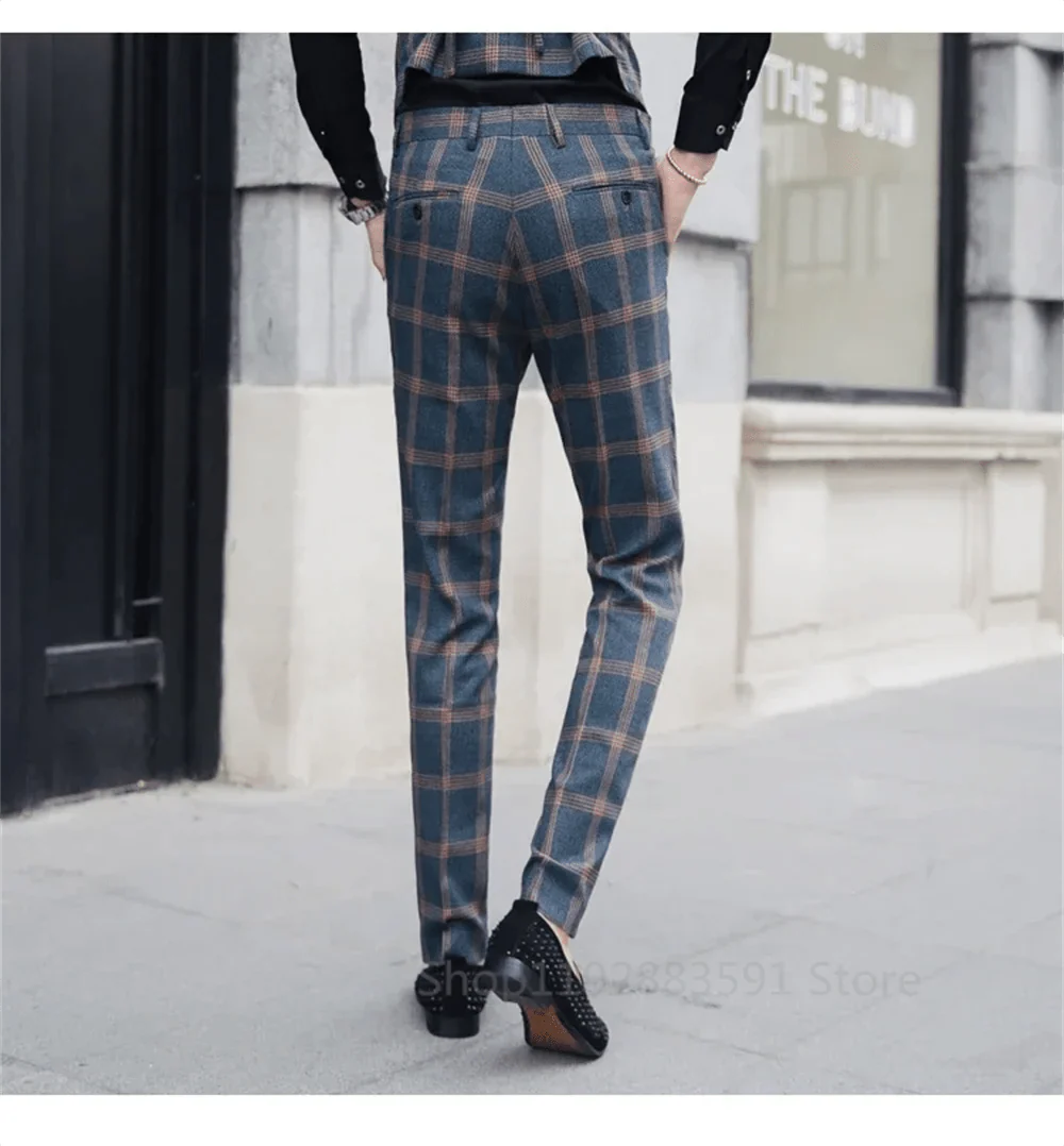 SHOWLU Men's 3-piece striped wedding suit set with wool blend blazer, vest, and trousers, ideal for formal and business occasions.