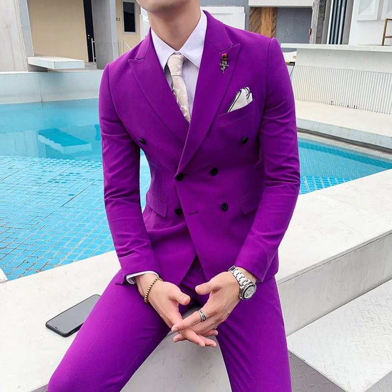 Original Charm men's slim-fit three-piece wedding suit in Korean style, casual formal attire with jacket, vest, and trousers.