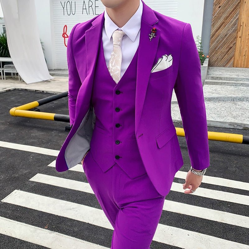 Men's slim-fit three-piece wedding suit in a casual style, featuring a modern Korean-inspired design with a tailored fit.