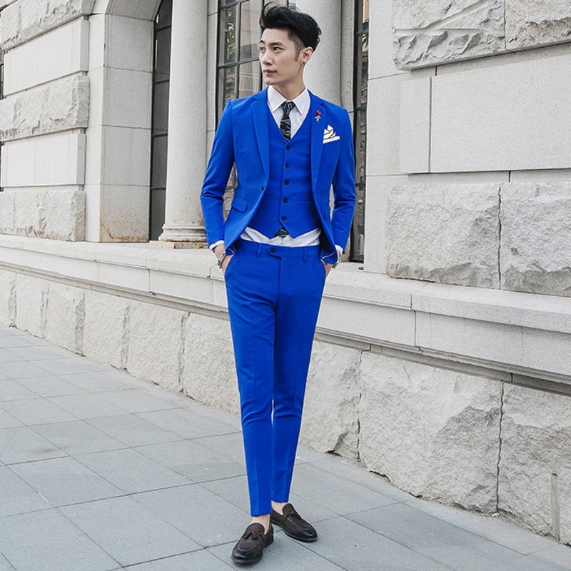 Slim-fit men's three-piece wedding suit in casual style, featuring a modern Korean design, tailored for grooms and formal occasions.