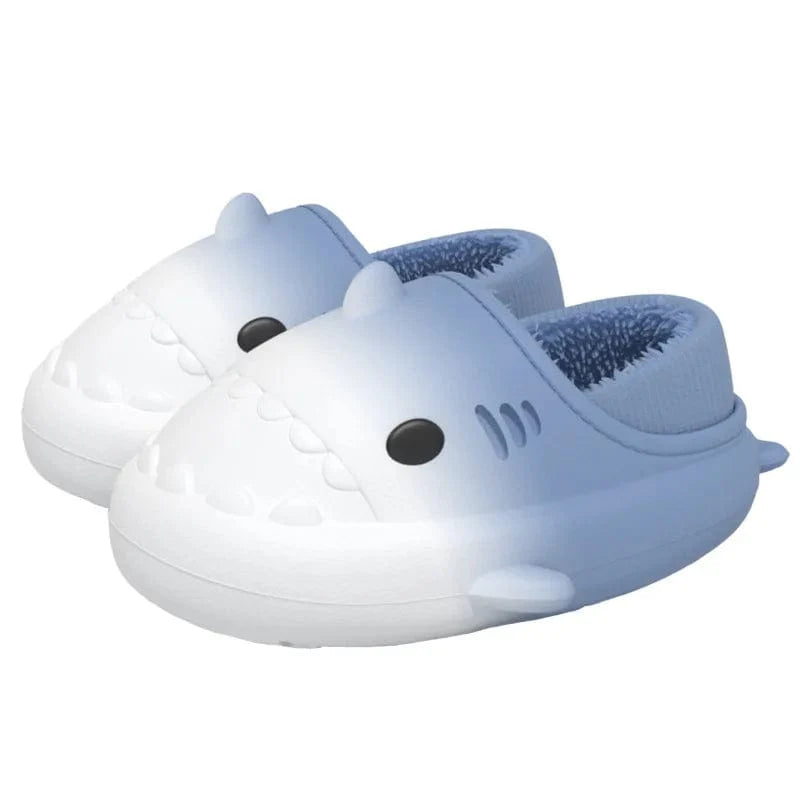 Comwarm Shark plush slippers for women and men, waterproof non-slip cotton shoes perfect for autumn and winter indoor and outdoor use.