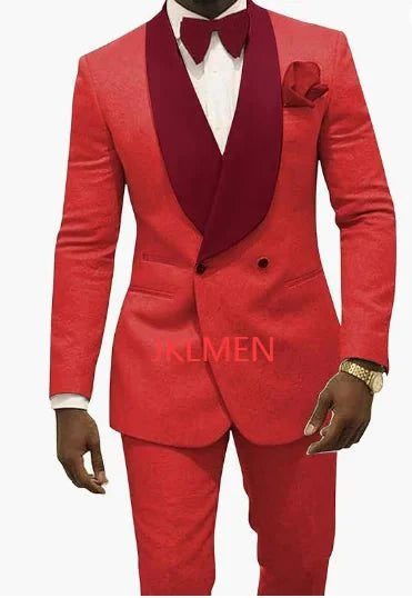 White patterned groom tuxedo by SHOWLU FASHION, skinny fit wedding suit with shawl lapel, 2-piece set including jacket and pants.