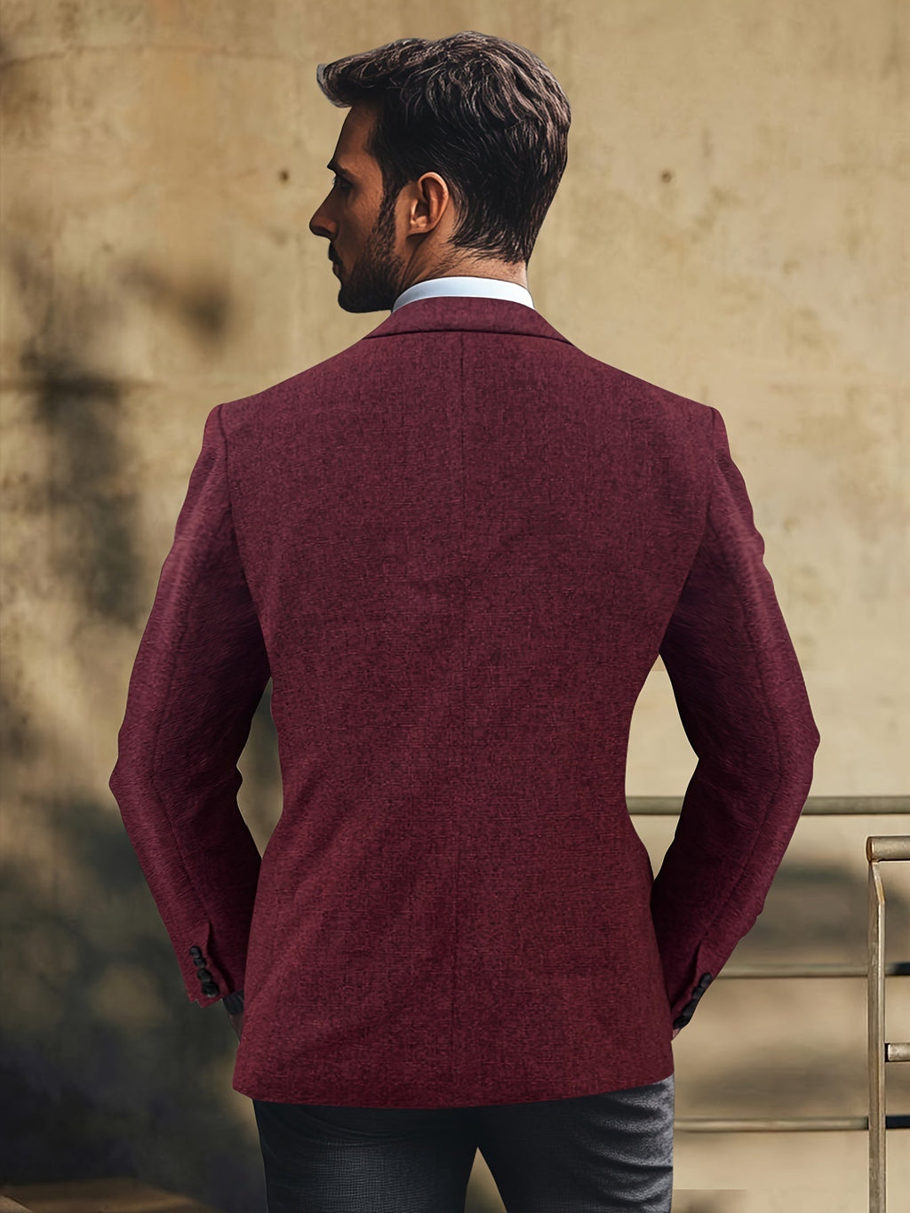 Men's SHOWLU geometric pattern polyester suit jacket, regular fit blazer with stylish design, tailored for a sharp, modern look.