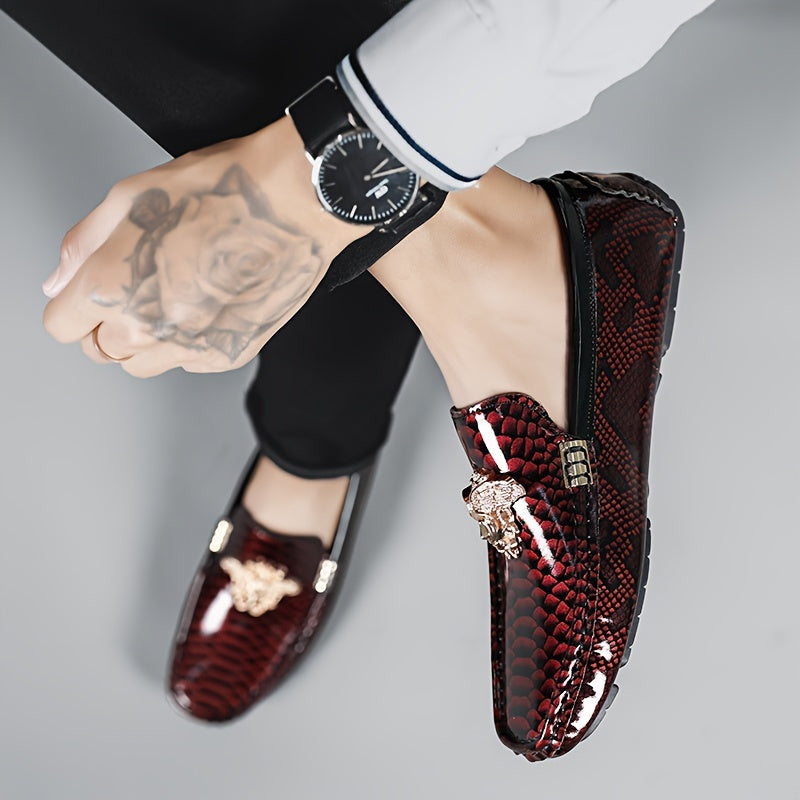 Men's SHOWLU PU leather loafers with slip-on design, low top style and rubber sole, suitable for casual and formal wear.