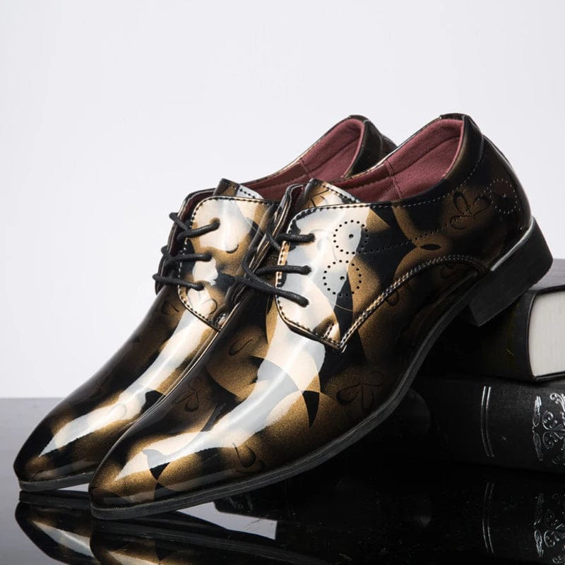 SUOJ Men's patent leather Oxford shoes with pointed toe and lace-up design, suitable for business, wedding, and formal occasions.