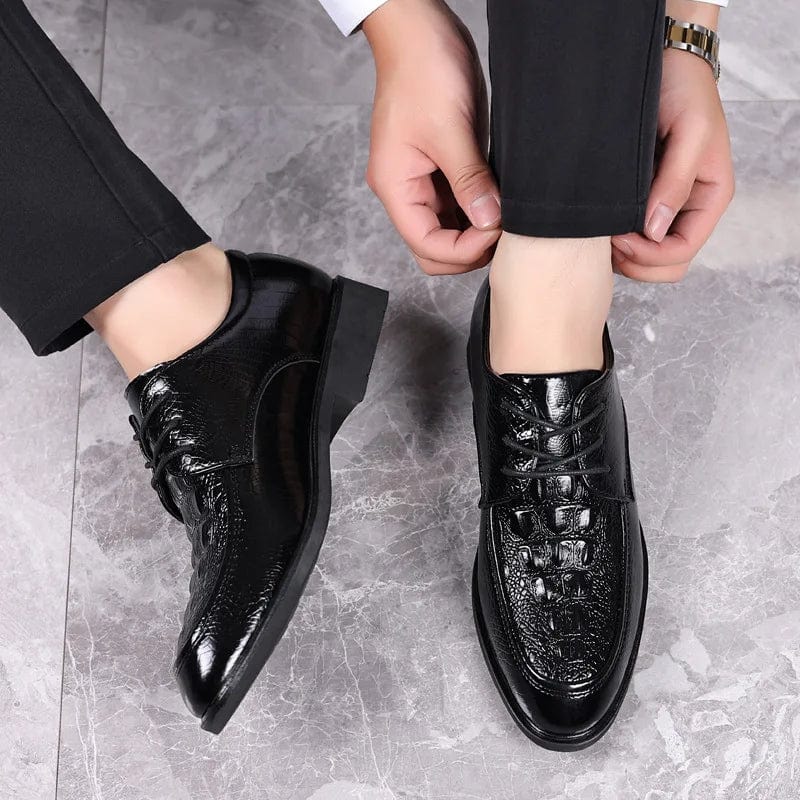 Black crocodile pattern PU leather Oxford shoes for men, formal dress shoes suitable for business, wedding, and office wear.