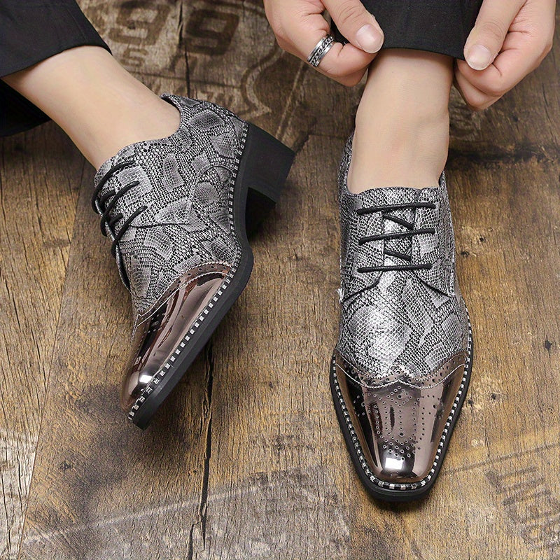 Men's classic striped Oxford shoes by SHOWLU FASHION STORE, formal slip-on design in smooth PU leather.