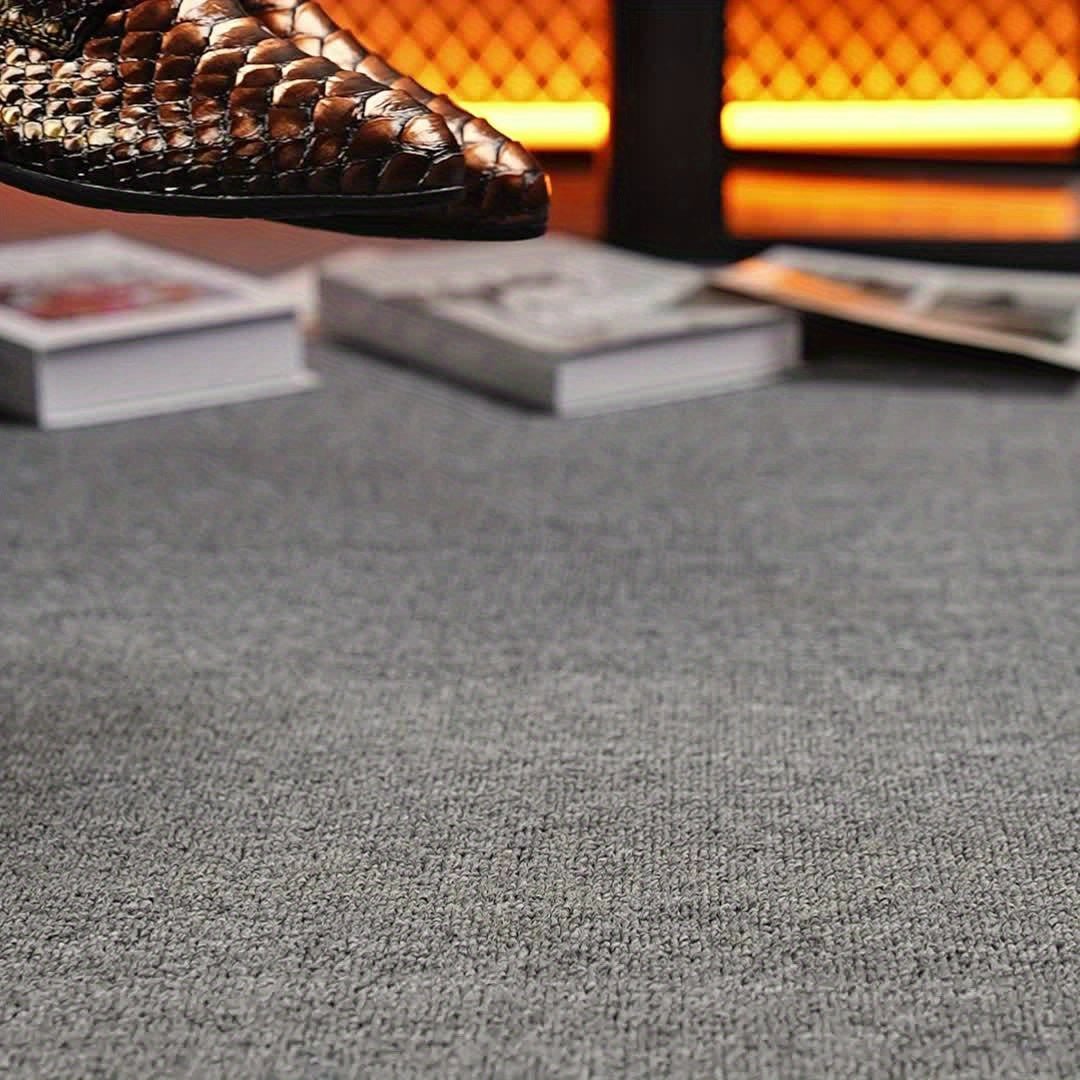 Elegant crocodile pattern men's pointed toe loafers with lace-up design and rubber sole, ideal for formal office or wedding wear.
