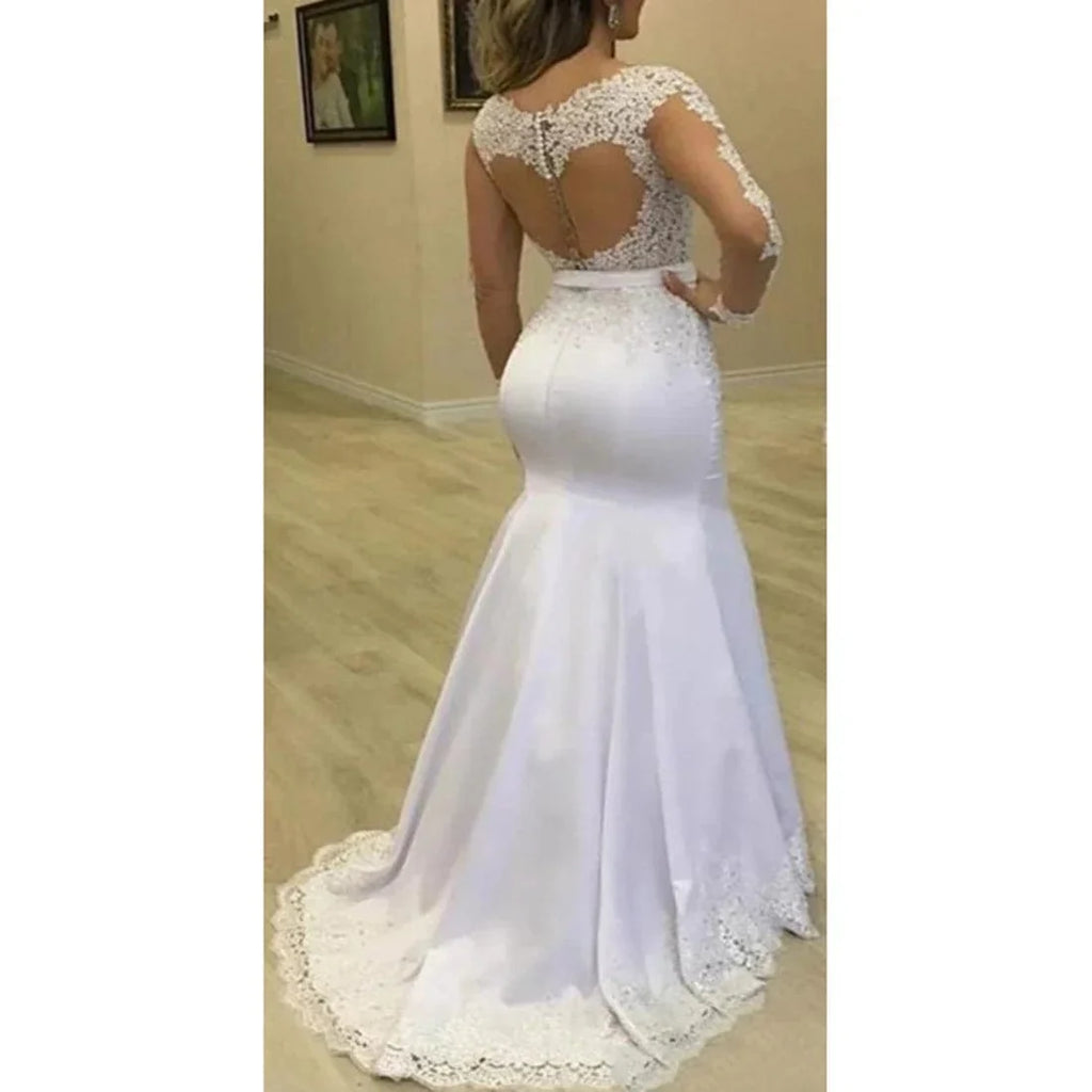 Elegant Noble Weiss Mermaid wedding dress with lace appliques, long sleeves, and a classic o-neck design.