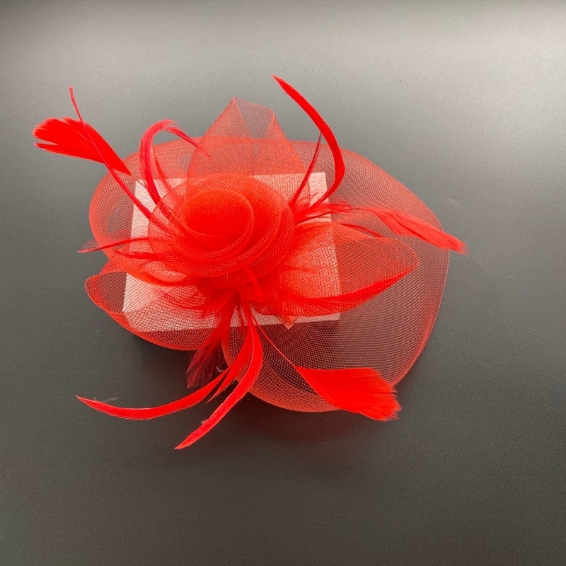 Elegant vintage mesh Billycock headdress with side clip, a stylish accessory for dinner parties and special occasions.