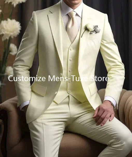 Elegant men's SHOWLU FASHION slim fit 3-piece wedding suit with blazer, vest, and pants, perfect for formal events.