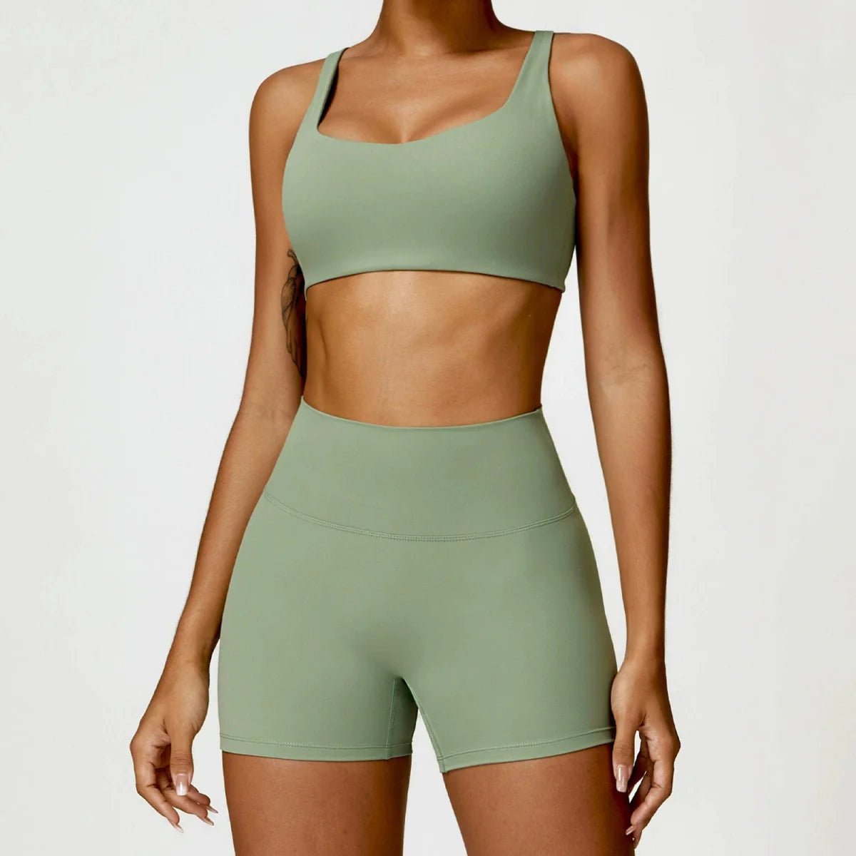 Showlu Women's Nude Feel Yoga Suit, high waist two-piece workout set with quick-drying fabric, ideal for running and fitness activities.