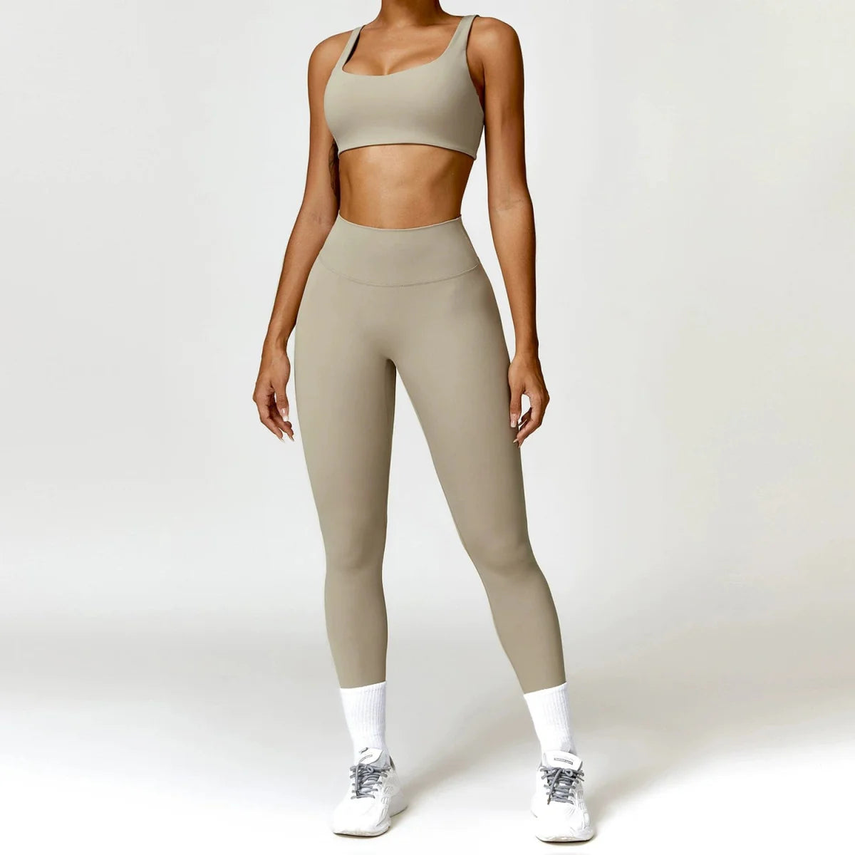 Showlu Women's nude feel yoga suit, high waist two-piece workout set with quick-drying fabric, suitable for running and fitness.