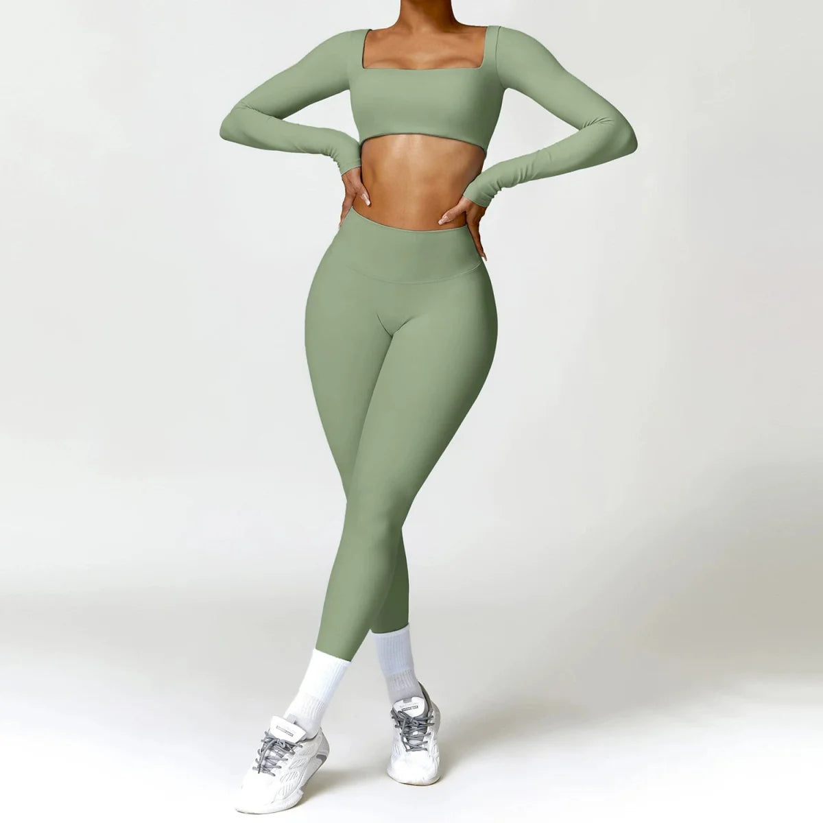 Showlu Women's nude feel high-waist yoga suit, two-piece workout set with quick-drying fabric, ideal for running and exercise.