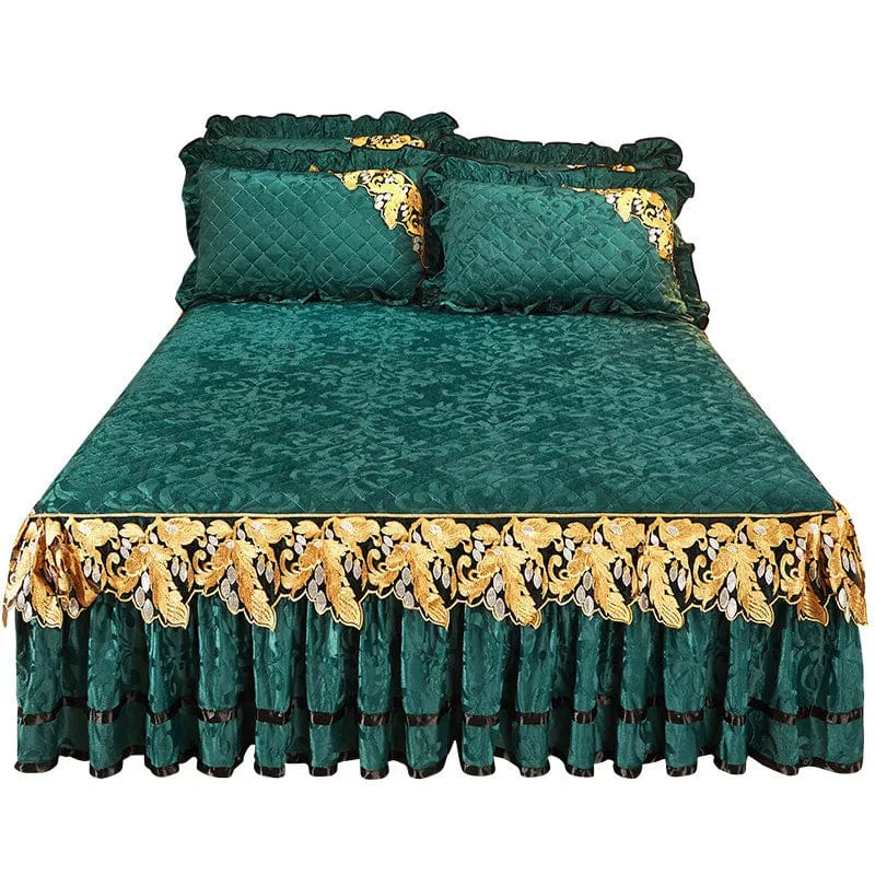 Luxury velvet quilted king size bedspread set with embossed design, includes matching pillowcases and soft bedskirt for elegant bedroom decor.
