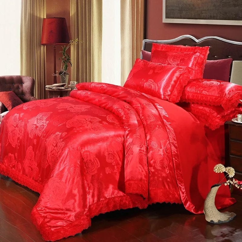 European Jacquard Bedding Set by Showlu Fashion with floral lace duvet cover, quilt cover, and pillowcases for elegant bedroom decor.