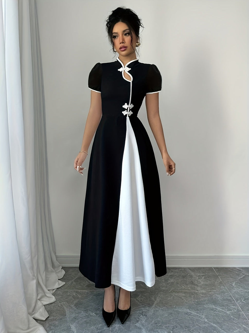 Elegant solid color women's V-neck fitted knit dress by SHOWLU FASHION, featuring a sleek, form-fitting design.