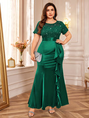P54328A Elegant Women's Plus Size Lace Contrast Satin Sequin Bridesmaid Dress, Round Neck Short Sleeve, Empire Waist, Slim Fitting, Ruffled Mermaid Hem, Perfect for Formal Evenings, Weddings, Parties SHOWLU FASHION STORE
