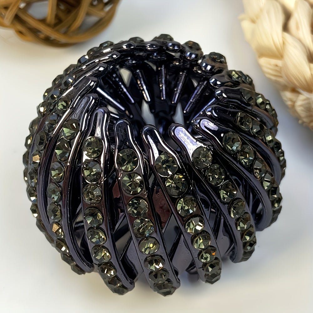 Cubidupi Bird Nest magic hair clip with rhinestones, shown holding a ponytail, featuring a decorative bird nest design and sparkling accents.